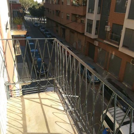 Apartamento Cuatro Carreres 瓦伦西亚 外观 照片